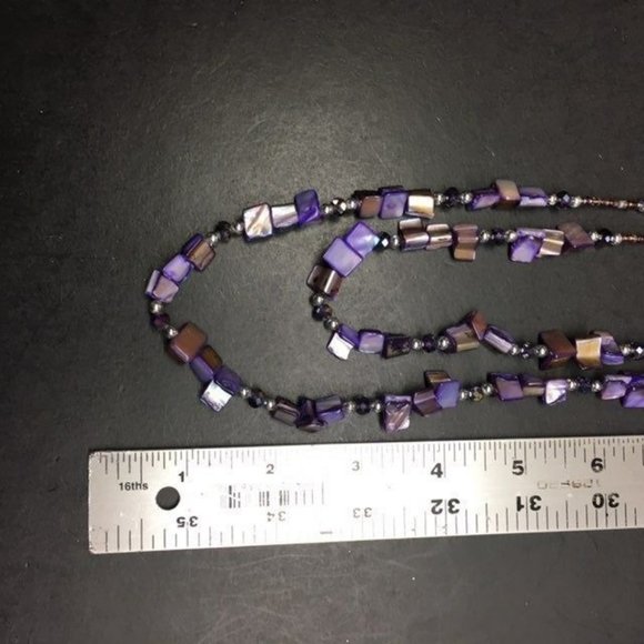 Long Double Strand Necklace Purple Mother Of Pearl Shell Silver Round Beach Retr - Picture 7 of 8